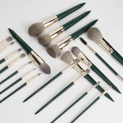 18-Piece Makeup Brush Set with Holder Case – Complete Makeup Brush Collection for Flawless Makeup Application -Soft Bristles (Green)
